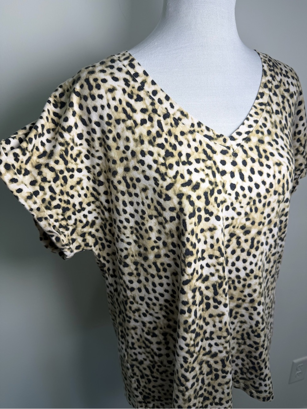 Tommy Bahama Leopard Print V-Neck Short Sleeve Top - Beige and Black - Picture 2 of 6